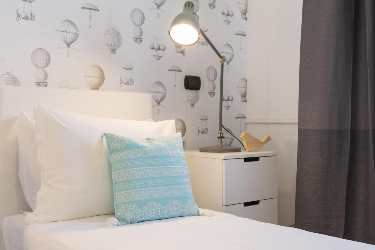 Bmga L Glam Industrial 3-Bed Apartment In Termini Рим Екстериор снимка