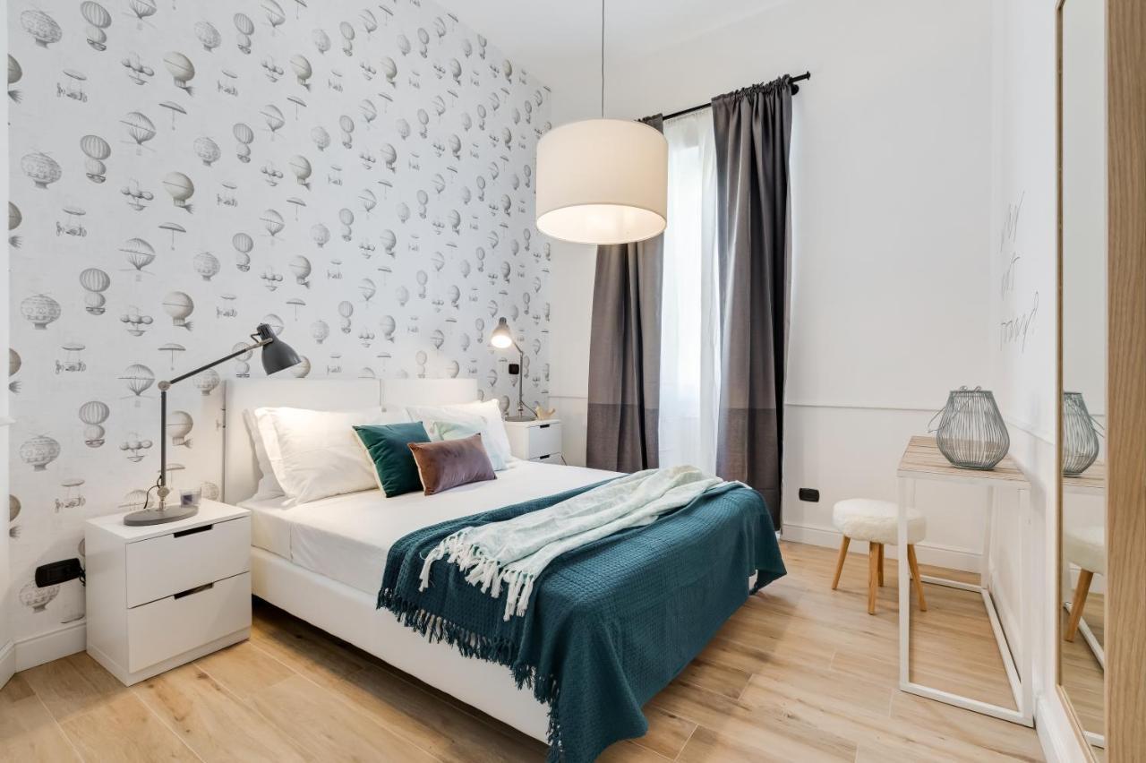 Bmga L Glam Industrial 3-Bed Apartment In Termini Рим Екстериор снимка