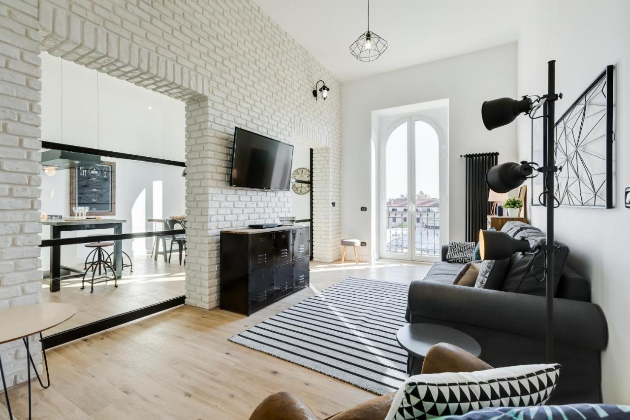 Bmga L Glam Industrial 3-Bed Apartment In Termini Рим Екстериор снимка